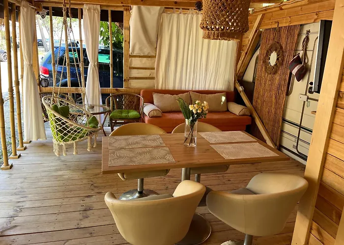 каравана бамбоо Campsite Sozopol